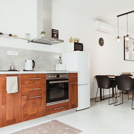 Major11 Apartman - Zsolnay Negyed Beci Exterior foto